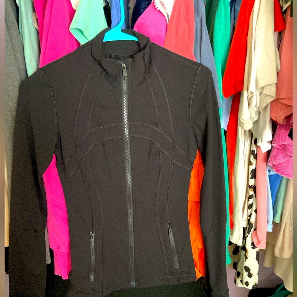 Black LULULEMON align jacket